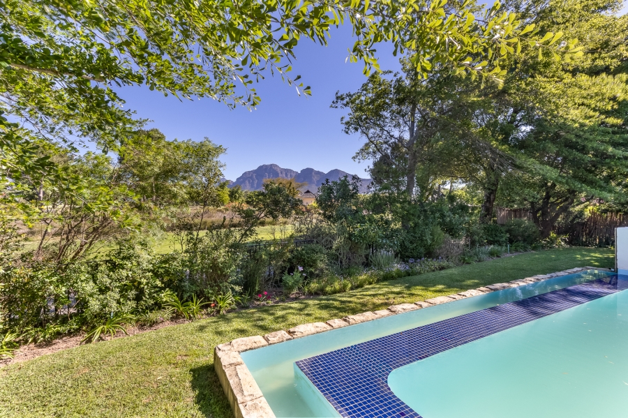 4 Bedroom Property for Sale in Pearl Valley at Val de Vie Western Cape